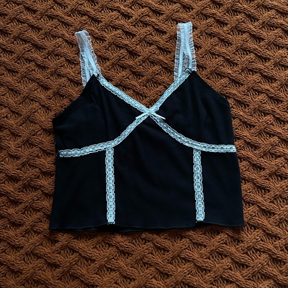 cider black lace cami size m